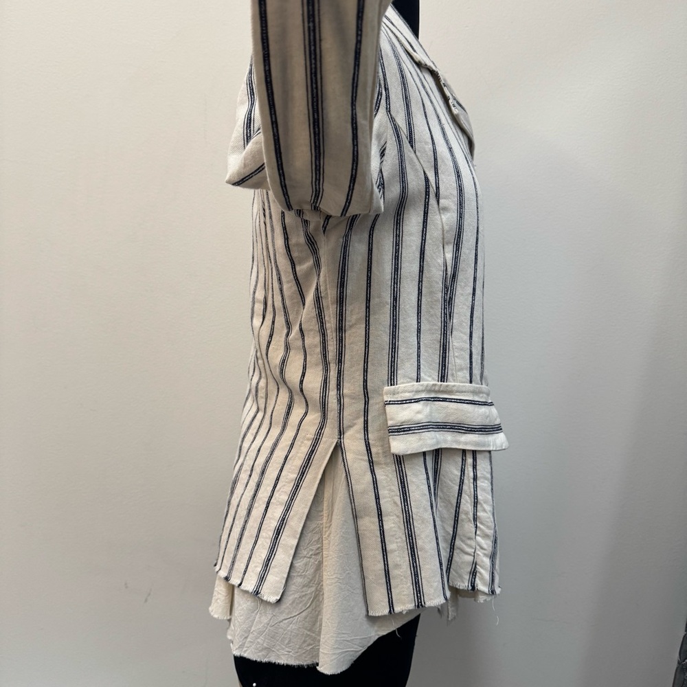 Amici By Baci Long Sleeve Striped Lightweight Blazer NWT  Size S-M-L - Picture 5 of 9